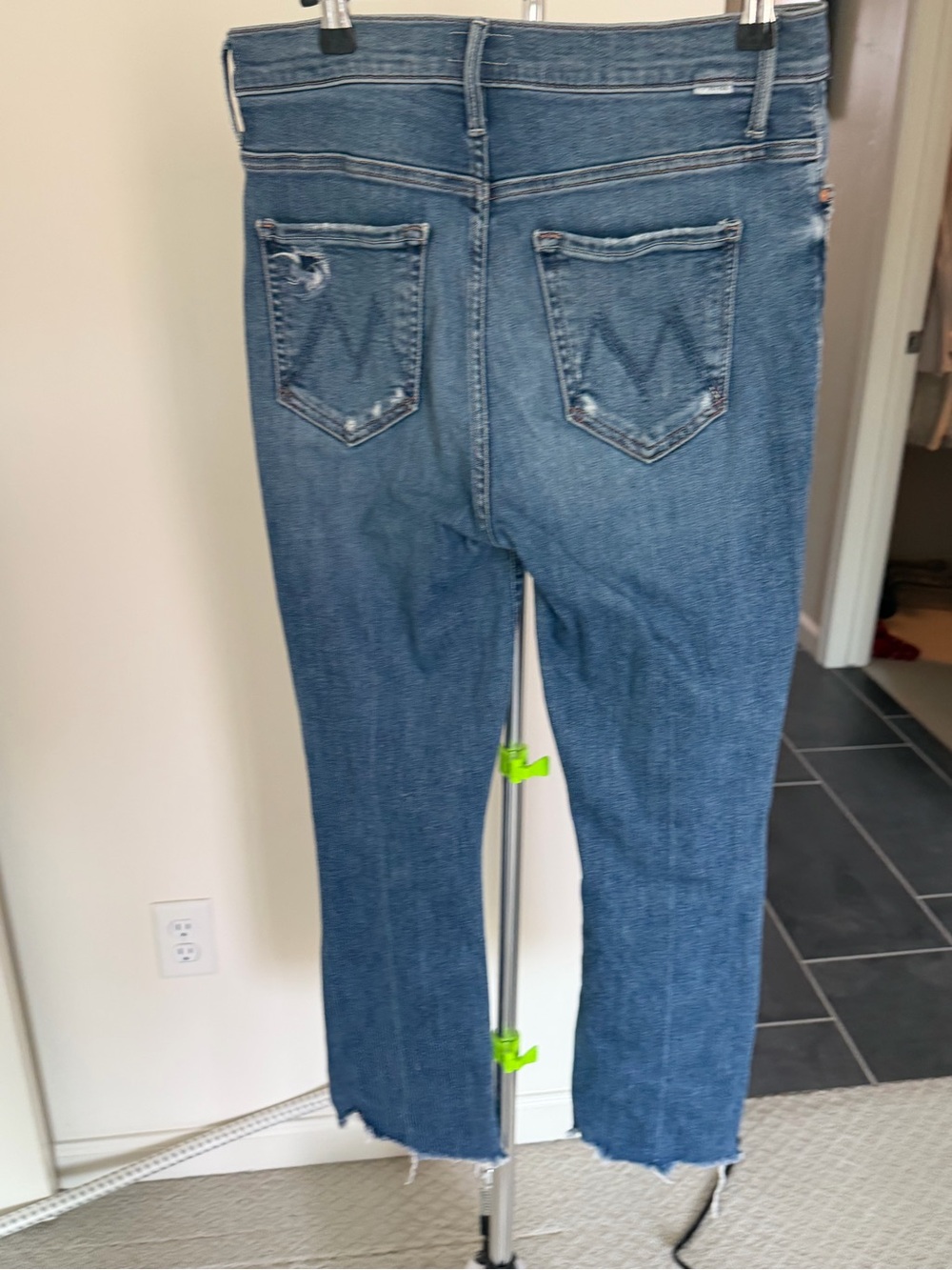 MOTHER Blue Cropped Straight-Leg Jeans with Raw Hem